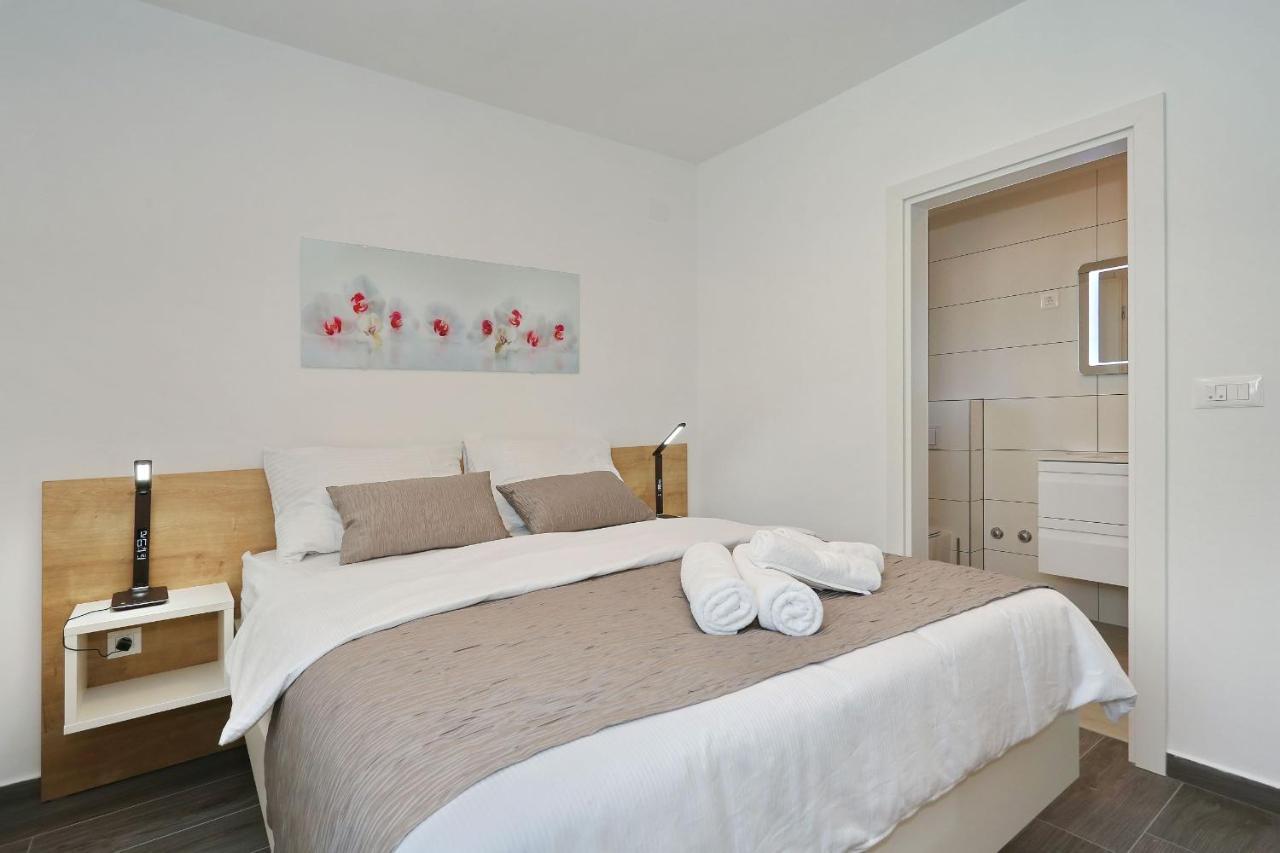Villa Ankora 2 With Heated Pool Biograd Na Moru Buitenkant foto